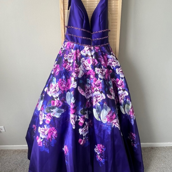 Ellie Wilde Mon Cherie - Picture 2 of 12